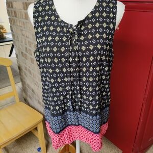 Liz Claiborne Black and Pink Patterned Blouse, Size Large Sleeveless